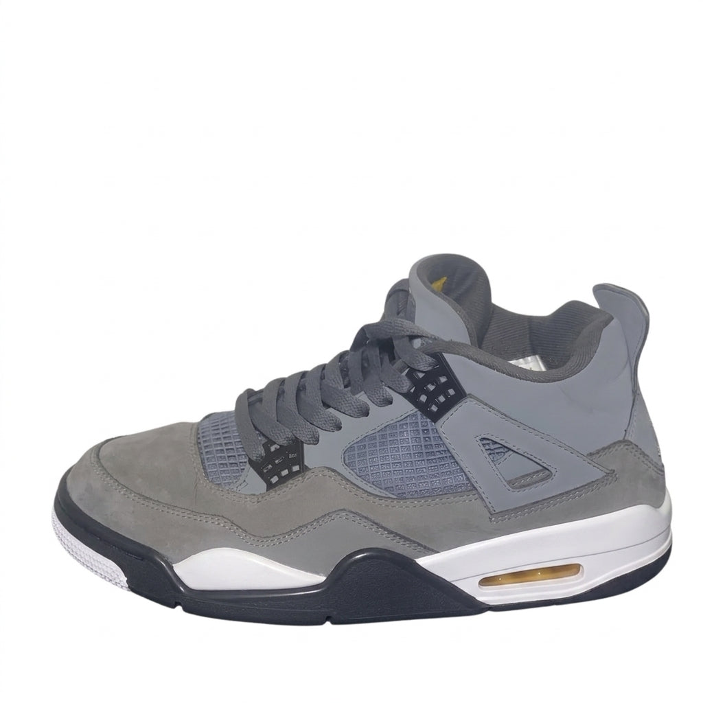 Nike Air Jordan 4 Retro 'Cool Grey'.